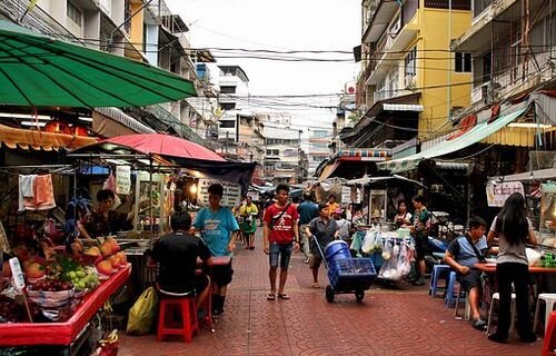 【天才】タイで「レジ袋廃止」　→　タイ人さん、日本人との圧倒的格の違いを◯◯◯で見せつけてしまう