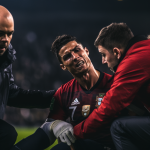 Cristiano Ronaldo got massage by two men on the pitch  【twitter trend】